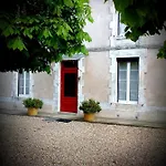 Chez Annie Couette-café 3*