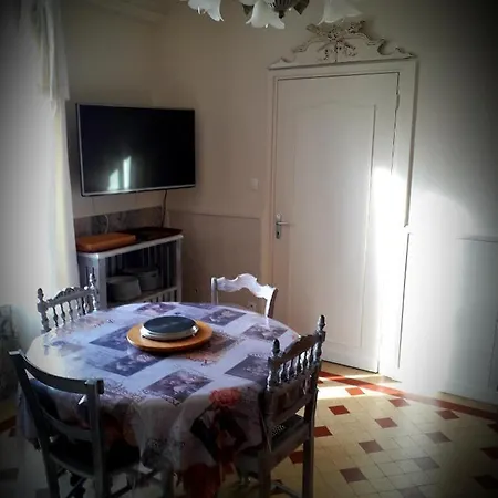 Chez Annie Saint-Martin-de-Gurçon