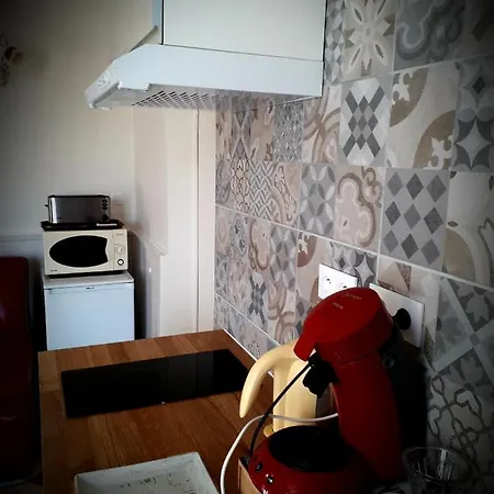 Chez Annie Bed & Breakfast Saint-Martin-de-Gurçon