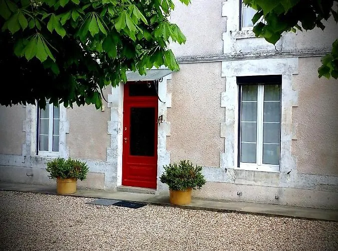 Chez Annie Bed & Breakfast 3*