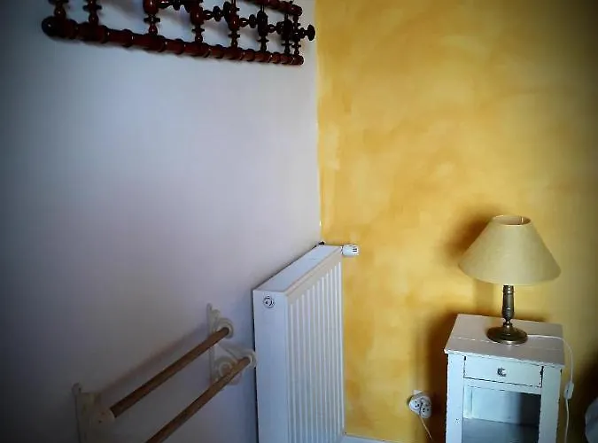 Bed & Breakfast Chez Annie Saint-Martin-de-Gurçon